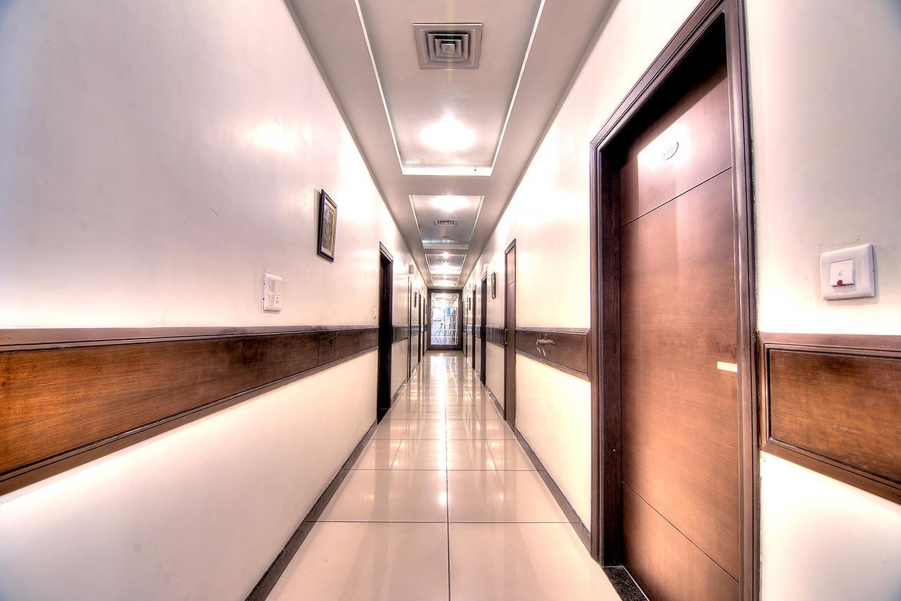 Vivo Hotels Jalandhar Extérieur photo