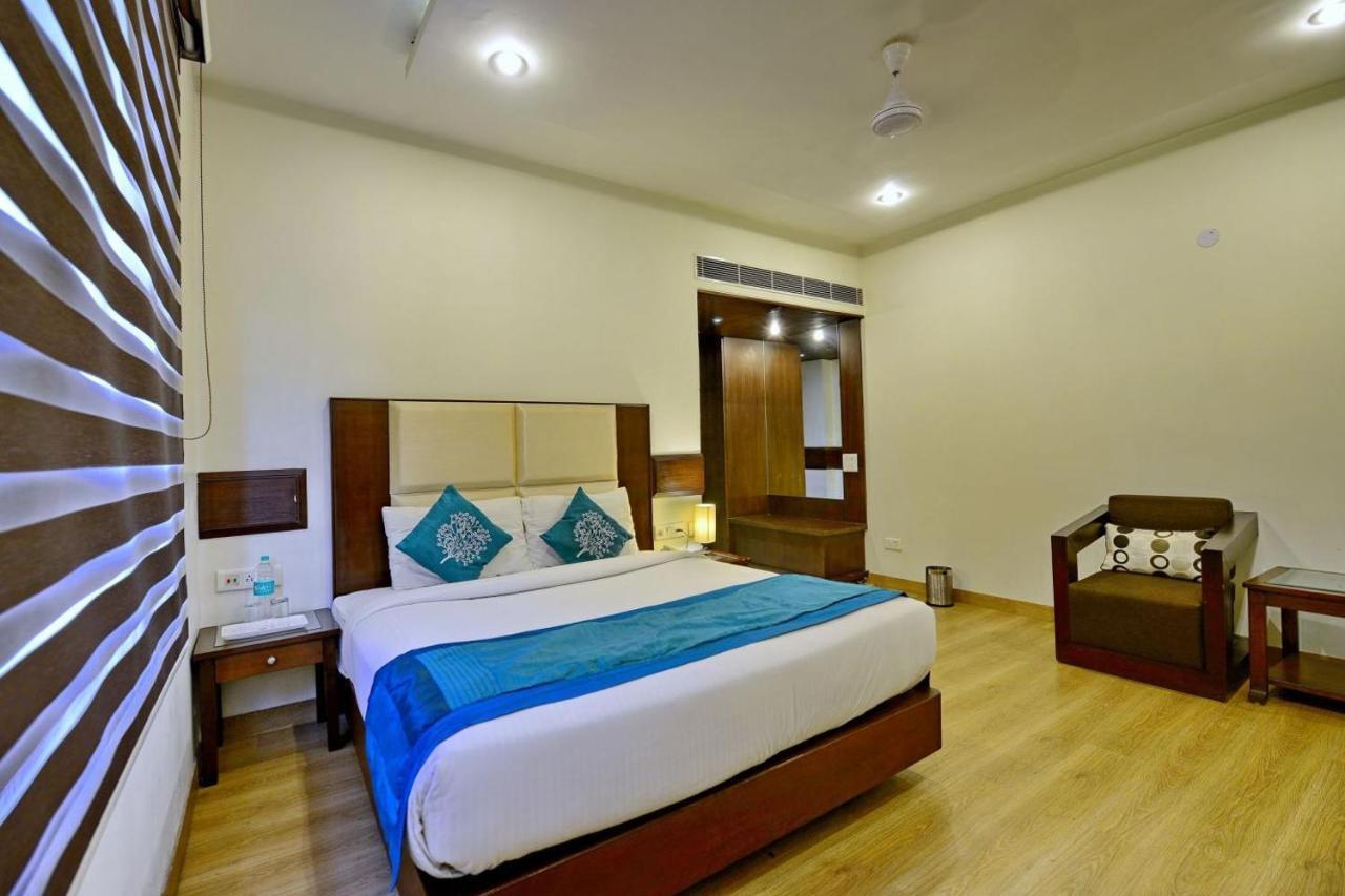 Vivo Hotels Jalandhar Extérieur photo